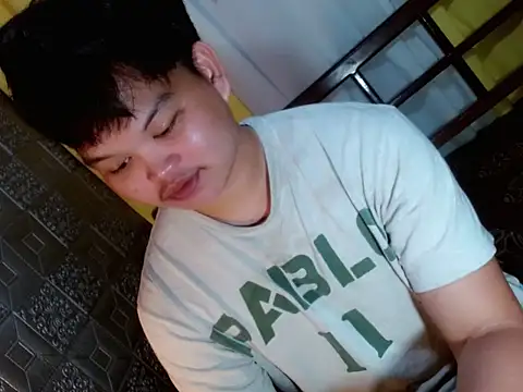 Chat +18 de Rain_cum ao vivo