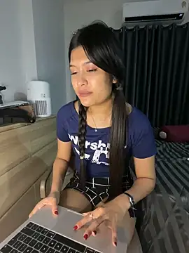 NaughtyKK_ Pertunjukan Webcam