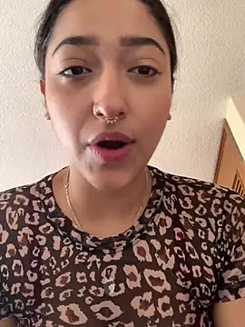 Chat +18 de LilithMonette ao vivo