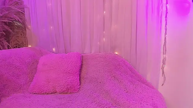 katia_ws' Live XXX Chat