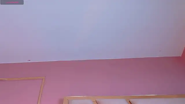 TiannahGlow élő XXX-chatje
