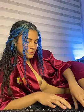Chat +18 de Franchezcaa_ ao vivo