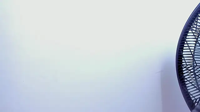 Emmaa_white_'s Live XXX Chat