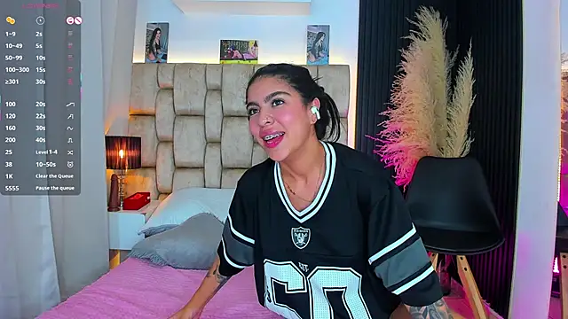 little_sophie18 Live XXX Chat
