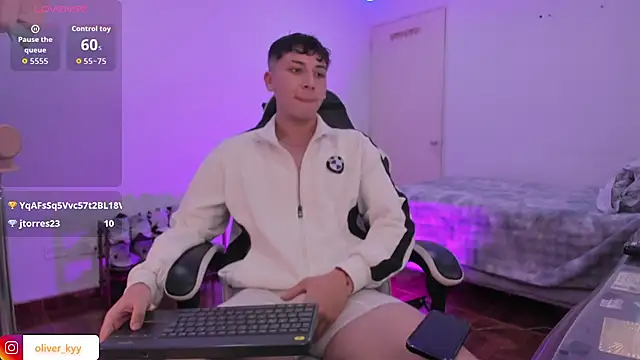 OLIVER_K Live XXX-chat