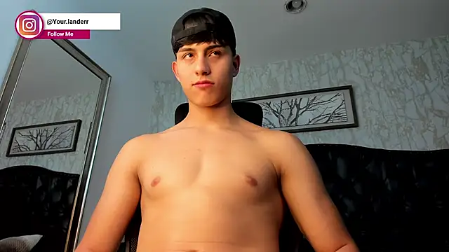 Chat XXX en directo de Lander_Cruz