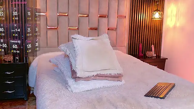 XXX chat uživo modela Nathan_Smith_