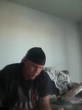 yourMasterisBored's Webcam Show