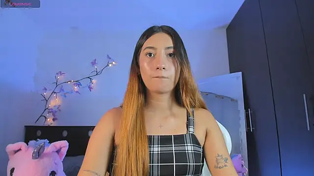 Chat XXX ao vivo de kittyrush_