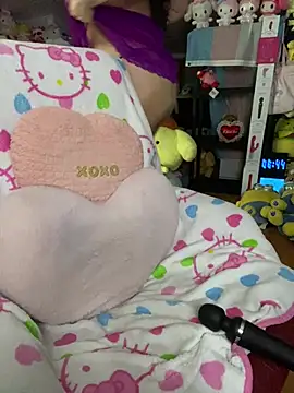 w3tkittty Chat XXX in diretta