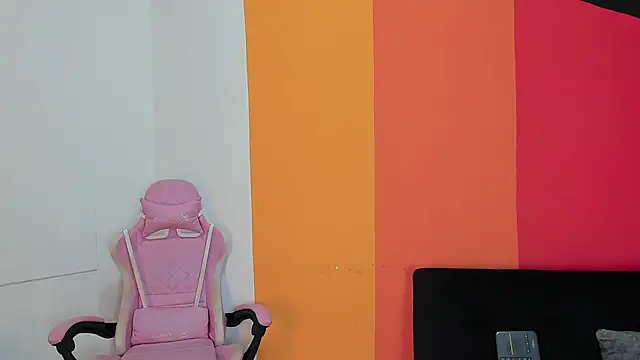 Rowan_Cley Live XXX-chat