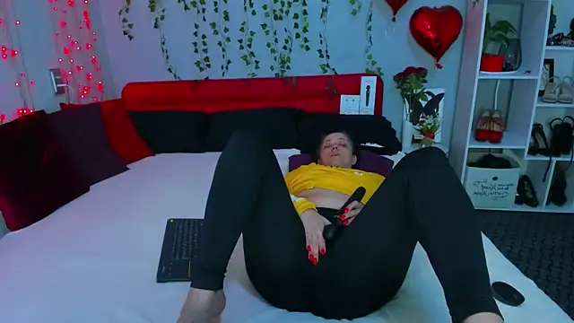 DarlingMilf – Kamerová šou