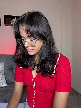 Iam_Lyan_ Adlı Modelin Canlı XXX Sohbeti