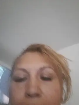 Kazsandraa Webcam-Show