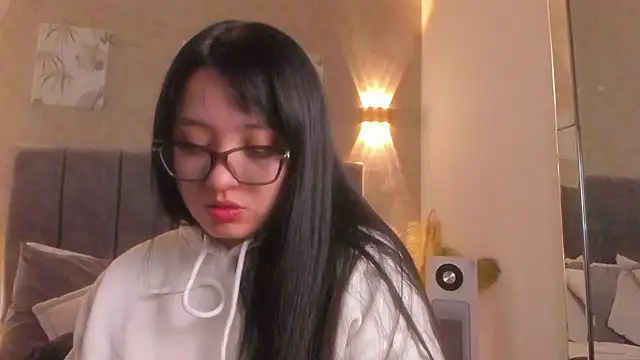Lunaa_bellaa Chat XXX live