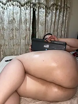 Czat XXX na żywo – Tayler_Kim