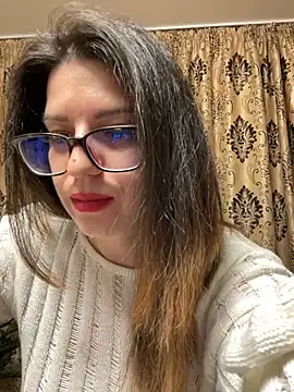 Czat XXX na żywo – NadiraNoor
