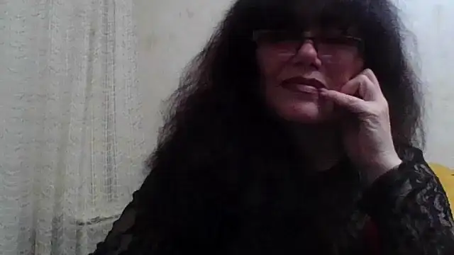 SilviaSky51's Live XXX Chat