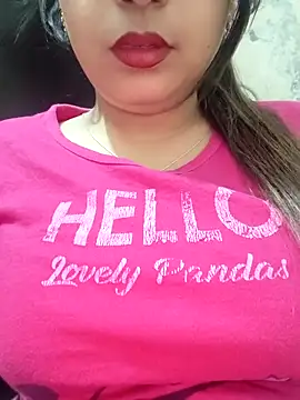 Shanaya-Hotty Live XXX Chat