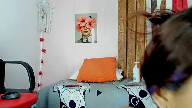 MarianaManzur Adlı Modelin Canlı XXX Sohbeti