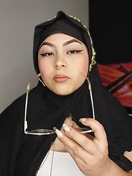 Elinaax's Live XXX Chat