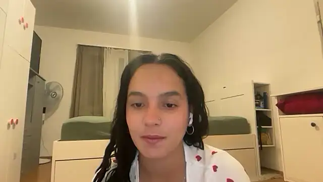 Maia_Park Chat XXX in diretta