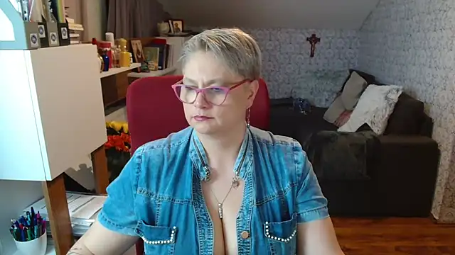 bigtits4you Webcam show