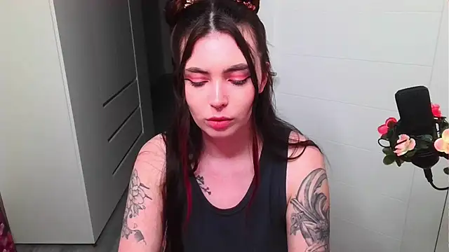 XXX chat uživo modela peachyness
