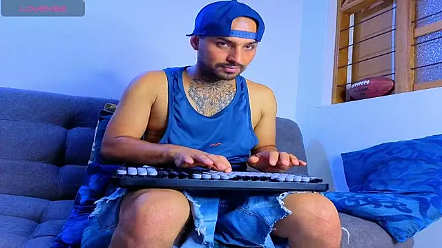 Вебкам-шоу tomas_smith1