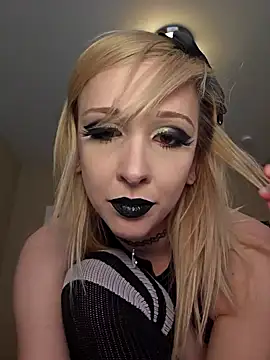 XXX chat uživo modela AmethystFoxx