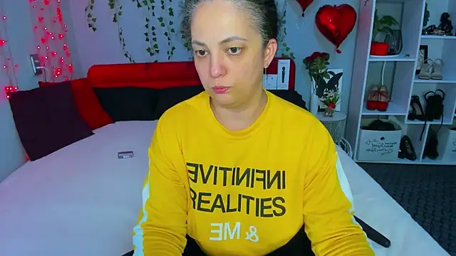 DarlingMilf's Webcam Show