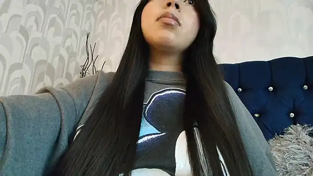 Chatroom XXX en direct de CarolineBrunx