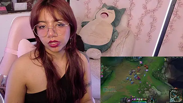 Nami_usagi Adlı Modelin Canlı XXX Sohbeti