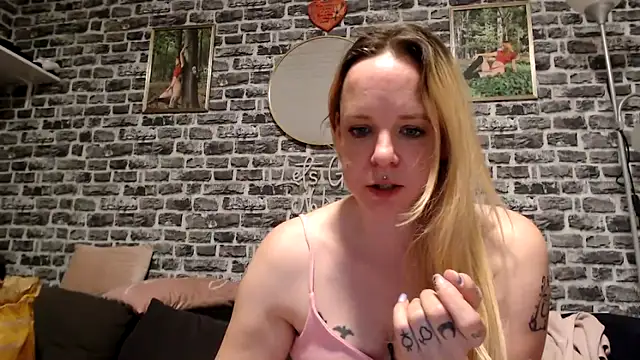 SexyMilf_38 Webcam-Show