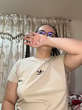Tayler_Kim – Live XXX-chat