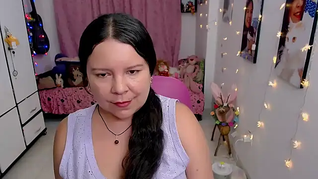 claryssa_ Show in webcam