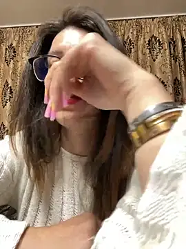 Chat XXX en directo de NadiraNoor