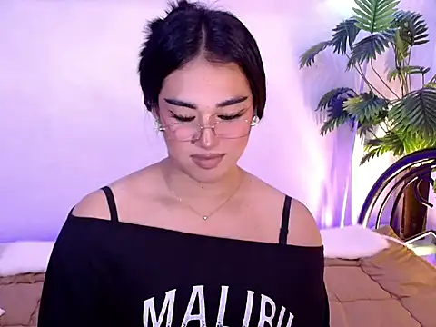 magnificent_kitana – Kamerová šou