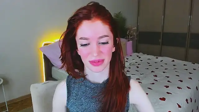 ChristinaConteeree Live XXX-Chat