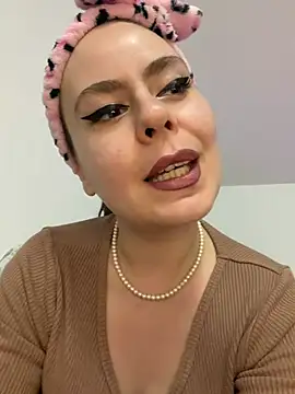 Stoned-baby69 – Kamerová šou