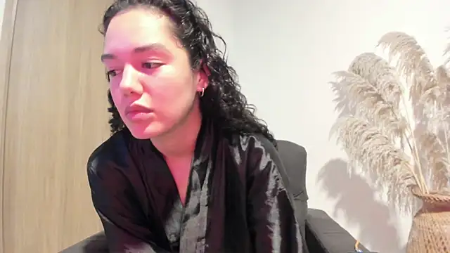 MiaRouseex Live XXX-Chat