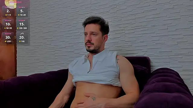Show modela mrfitu na web-kameri