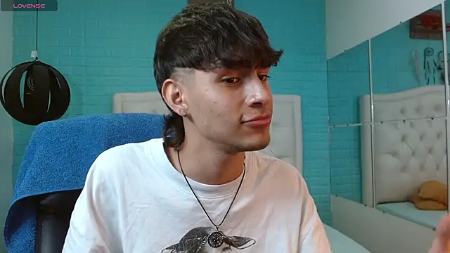 DraxBlade09 Live XXX Chat