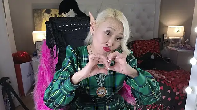 RoxalanaStar Live XXX Chat