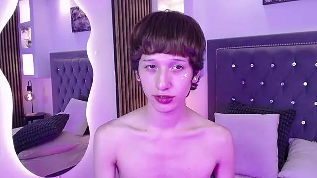 Emo_Boy_ 现场XXX聊天