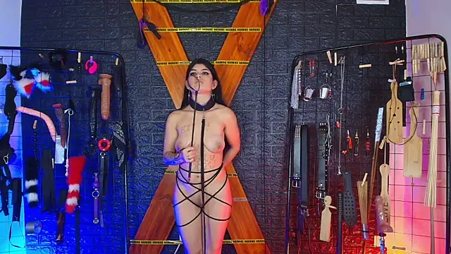 Mistress_lexi_bdsm's Webcam Show