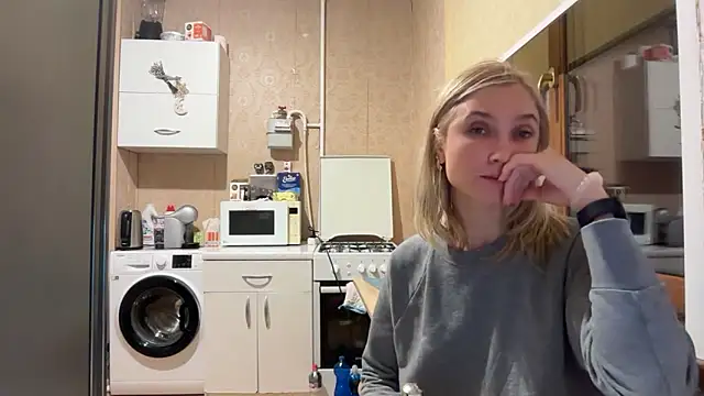 XXX chat uživo modela AngelJeni