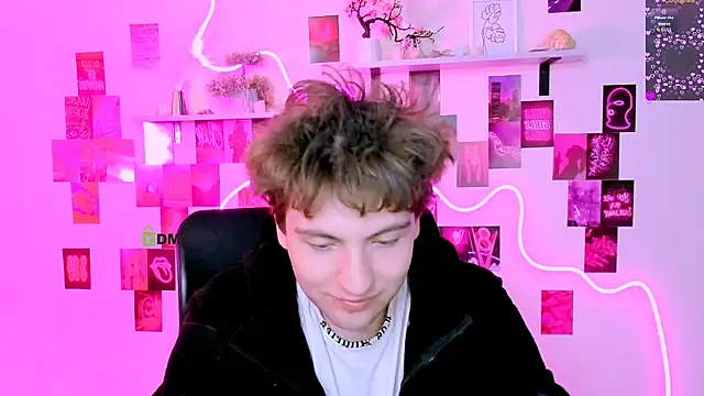 joseph_bear_ Live XXX Chat
