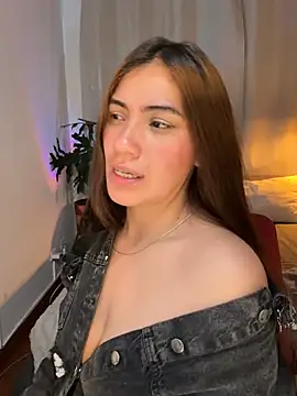 emmily_d 现场XXX聊天