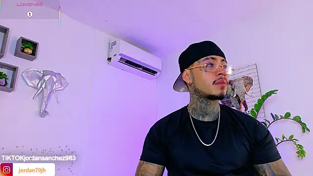 JordanSmiith_ webkamerás műsora